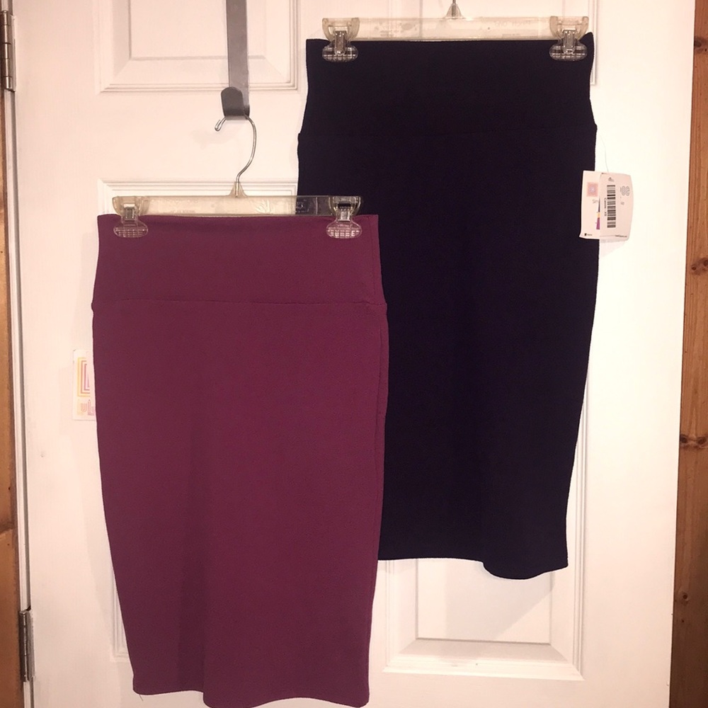 2 Brand New LuLaRoe Cassie Skirts